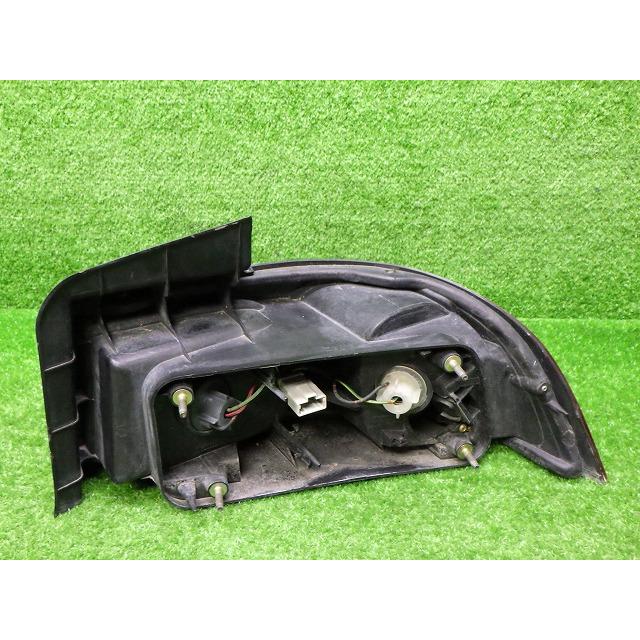 ホンダ（HONDA） DB インテグラ 左テールレンズ 93-07081 220-22235