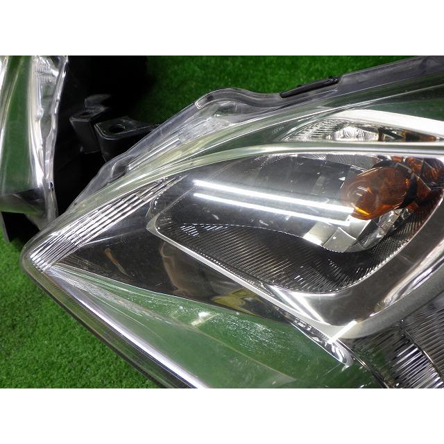 トヨタ NCP120/125 ラクティス 前期 ヘッドライト左右 ハロゲン 52-211 