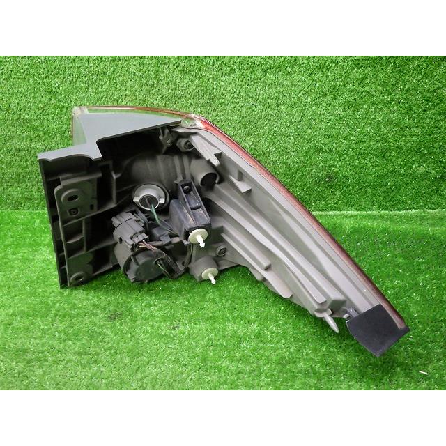 ホンダ（HONDA） RR系 エリシオン プレステージ 左テールレンズ D046A