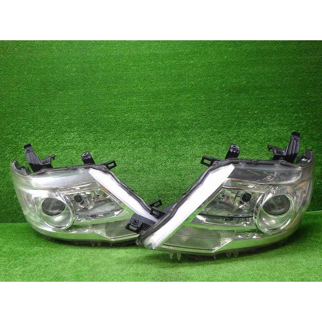 ジャンク)セレナc25後期 加工ヘッドライト 左右セット