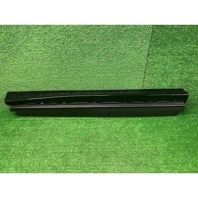 トヨタ（TOYOTA） 未使用品 ヴェルファイア 76904-58060-C1 フロント