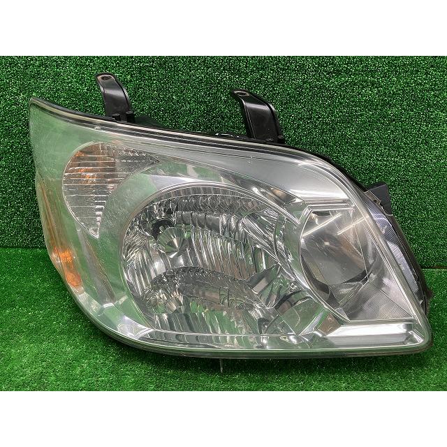 トヨタ NOAH AZR60 後期 HID ヘッドライト トヨタ トヨタ AZR60/65 ノア 後期 右ヘッドライト HID 28−181 レベ