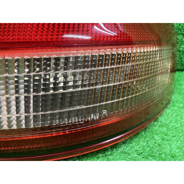 日産（NISSAN） WFY11/WHNY11 ウイングロード 右テールレンズ 220 
