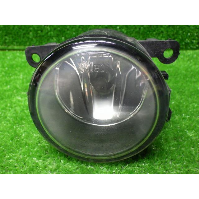 日産（NISSAN） ML21S ルークス 左右共通 フォグランプ AO44633