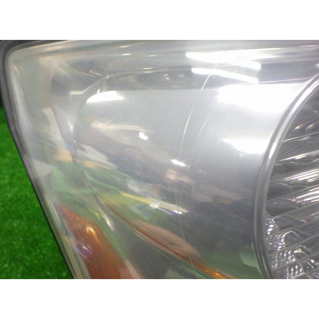 NOAH トヨタ AZR60/65 ノア 後期 右ヘッドライト HID 28-181 N0