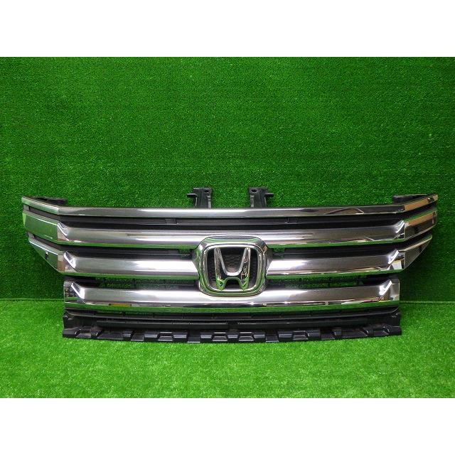 ホンダ（HONDA） RK1/2 ステップワゴン 後期 純正グリル 71127-SZW-N01