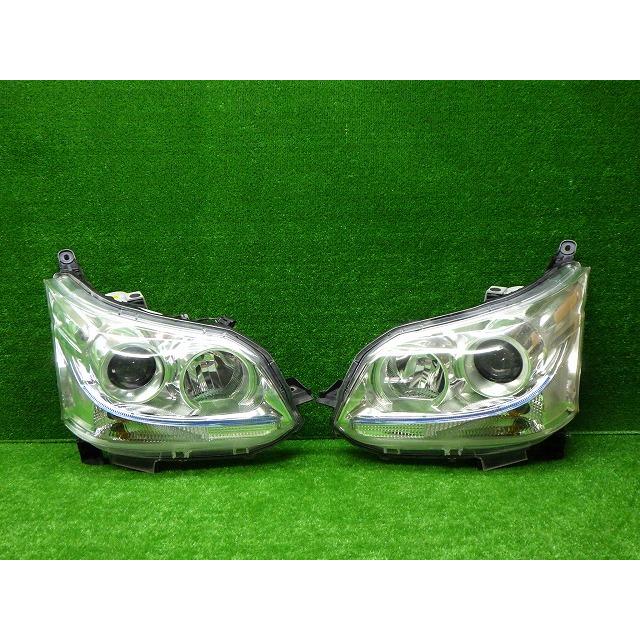 ダイハツ ムーヴ カスタム LA100S ヘッドライト 左右100-51060