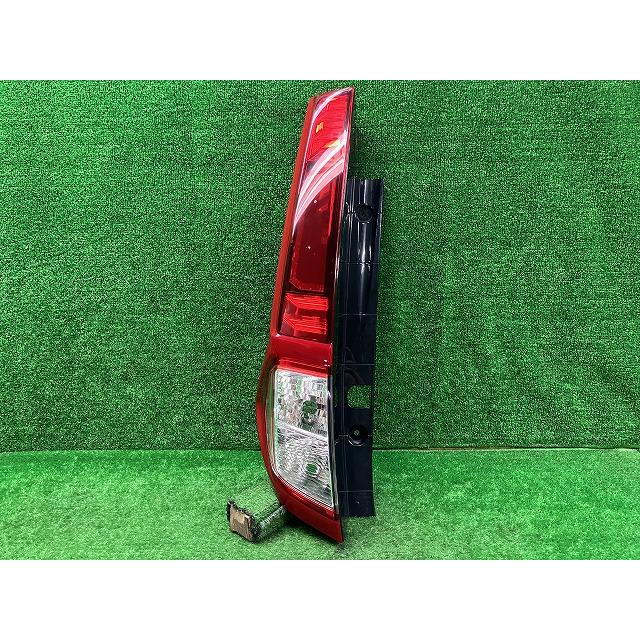 トヨタ（TOYOTA） 比較的綺麗 LED玉切れなし M900A M910A ルーミー 左
