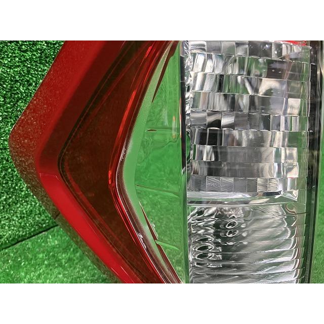 トヨタ（TOYOTA） 比較的綺麗 LED玉切れなし M900A M910A ルーミー 左
