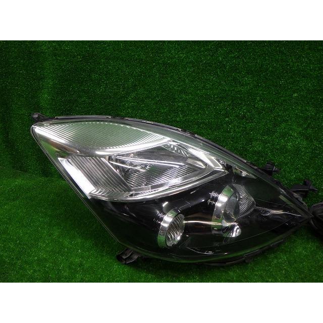 トヨタ（TOYOTA） ZGW10/15 アイシス 後期 ヘッドライト 左右 HID 44