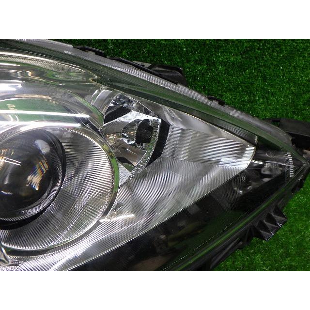 マツダ（Mazda） プレマシー ヘッドライト 左右 HID CREW 後期 P7696