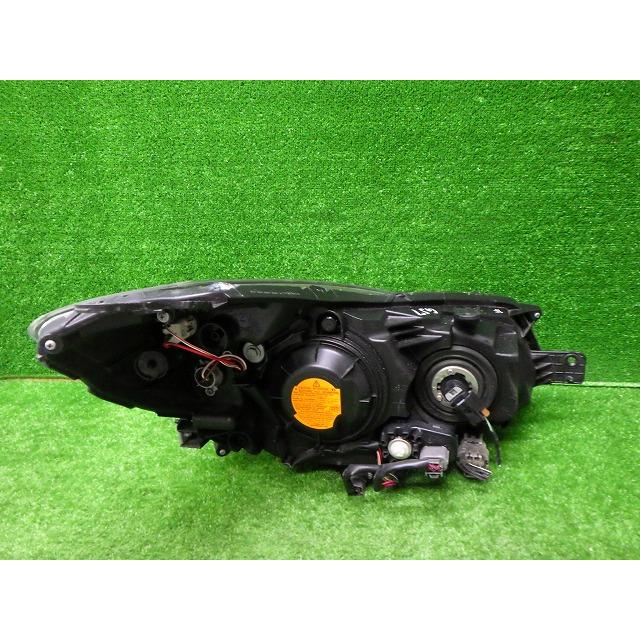 SUBARU（スバル） インプレッサ 左ヘッドライト HID P9932 1F バラスト