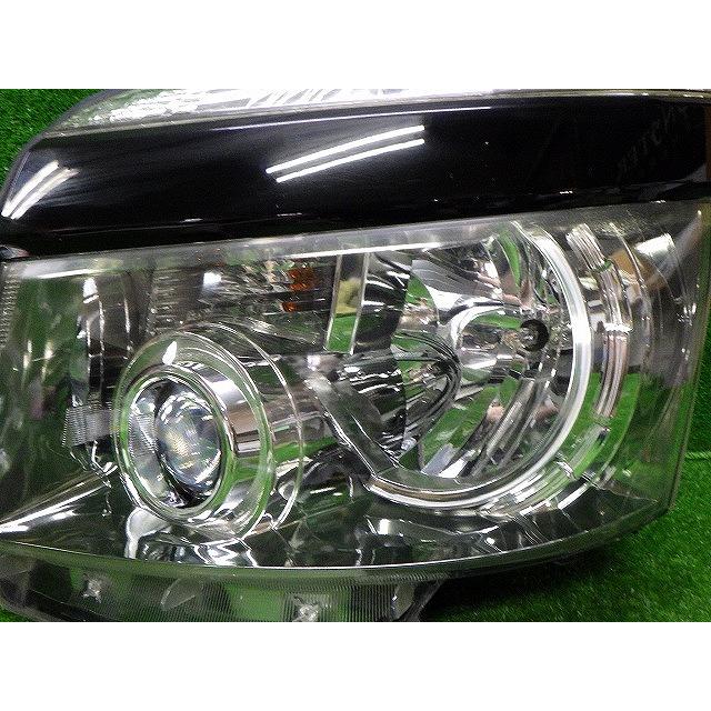 VOXY 後期ZRR70 ZRR75バラスト付HID ヘッドライト右 トヨタ
