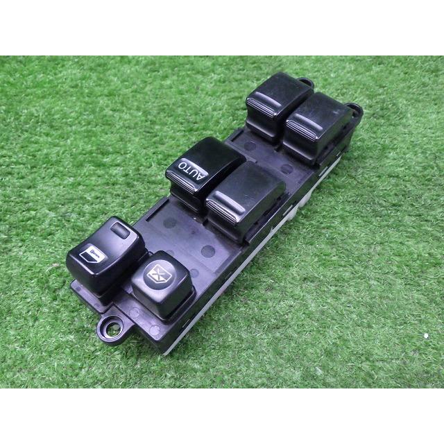日産（NISSAN） セレナ パワーウインドウスイッチ C24/TNC24 25401