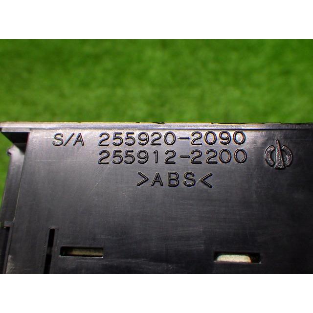 トヨタ（TOYOTA） チェイサー エアコンスイッチ GX JZX 100系 255920