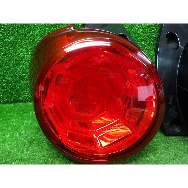 CAST（ダイハツ） キャスト テールレンズ 左右 LA250 LA260 20519 LED