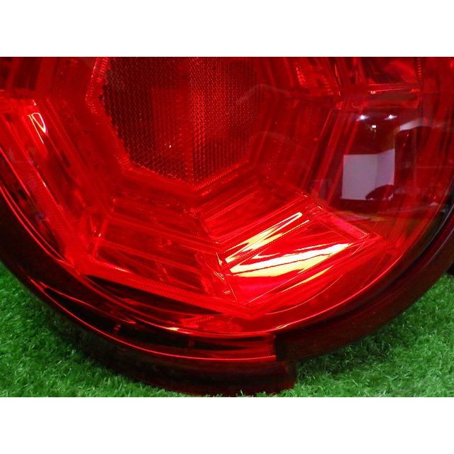 CAST（ダイハツ） キャスト テールレンズ 左右 LA250 LA260 20519 LED