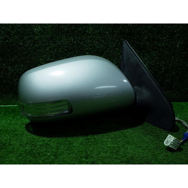 トヨタ（TOYOTA） イスト 右ドアミラー NCP110/115 カラー1CO 7P