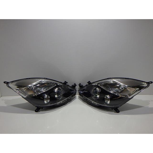 ZGM10 ANM10 トヨタ アイシス 純正 ヘッドライト HID 左右セット トヨタ（TOYOTA） アイシス ヘッドライト左右 HID ZGM10/15 後期 44-72