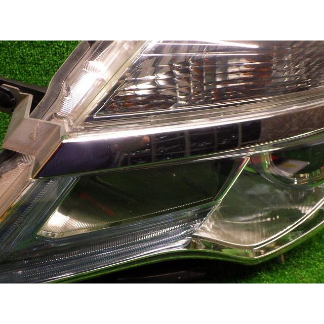 セレナ 後期 左ヘッドライト LED C26/FNC26 100-23683 Y 日産 比較的