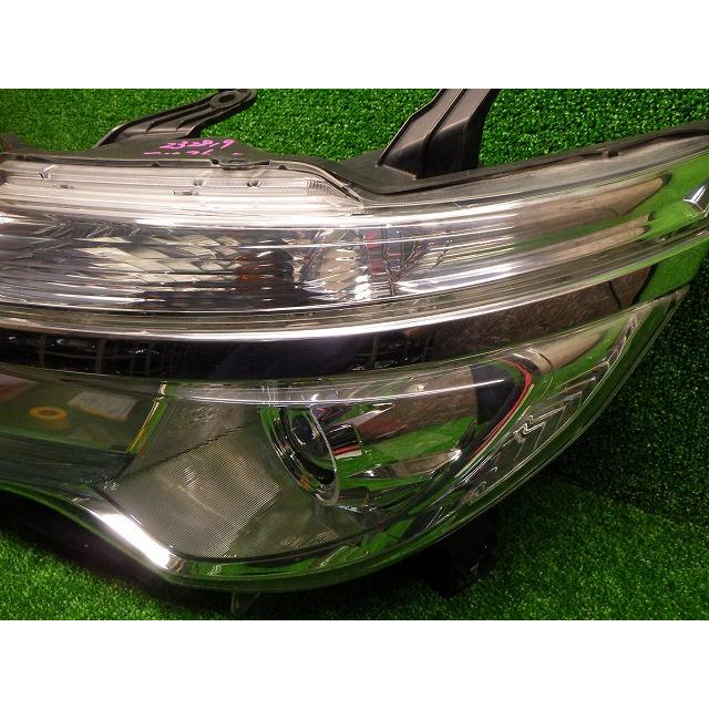 セレナ 後期 左ヘッドライト LED C26/FNC26 100-23683 Y 日産 比較的