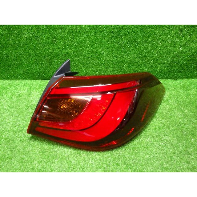 日産純正 Y51 フーガ 後期 LED テールライトテールランプ 右側W2328 日産（NISSAN） フーガ 右テールレンズ Y51 KNY51 後期 W2328 LED玉