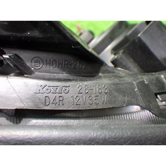 ヴォクシー 後期 右ヘッドライト HID AZR 65/60 28-183 V1 バラスト付