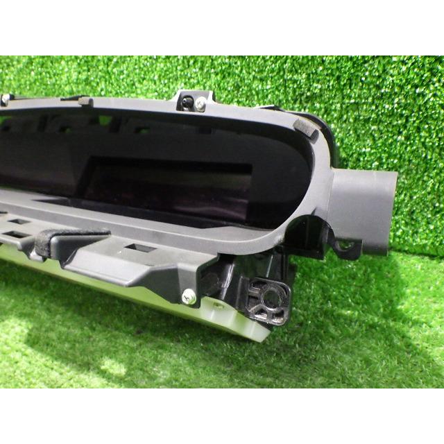 トヨタ（TOYOTA） プリウス スピードメーター ZVW30 83800-47350-N