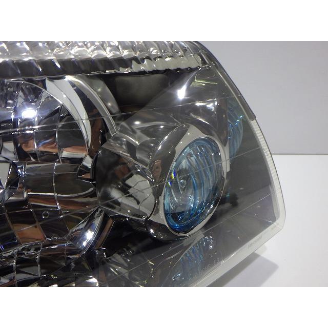 エクストレイル 右ヘッドライト HID T30 NT30 前期 1670 イ