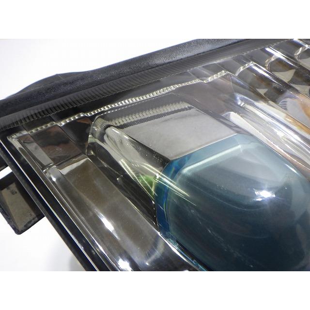 エクストレイル 右ヘッドライト HID T30 NT30 前期 1670 イ