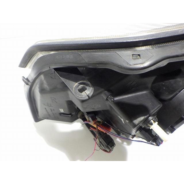 エクストレイル 右ヘッドライト HID T30 NT30 前期 1670 イ
