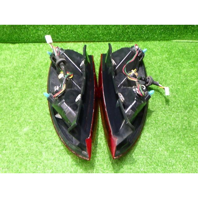SUBARU（スバル） R2 テール 左右 RC1/2 P4036 251004044 : ワールド
