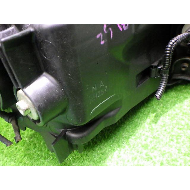 ホンダ（HONDA） ライフ ヘッドライト左右 ハロゲン JB5/6 後期 P6695