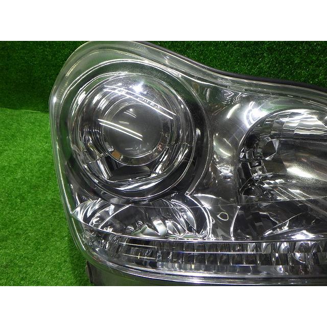 トヨタ（TOYOTA） 18系 マジェスタ 右ヘッドライト HID UZS186/187