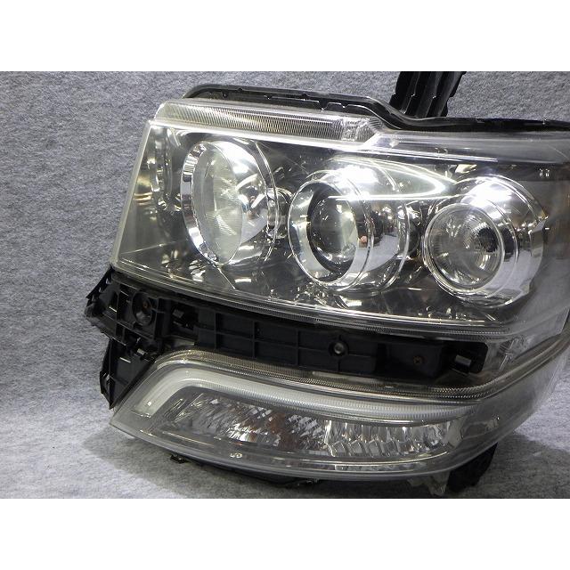 ホンダ（HONDA） N-BOXカスタム 左ヘッドライト HID JF1/2 前期 100