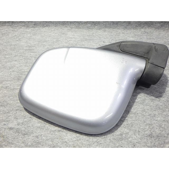 日産（NISSAN） クリッパー ミニキャブ 右ドアミラー V72W カラーA31