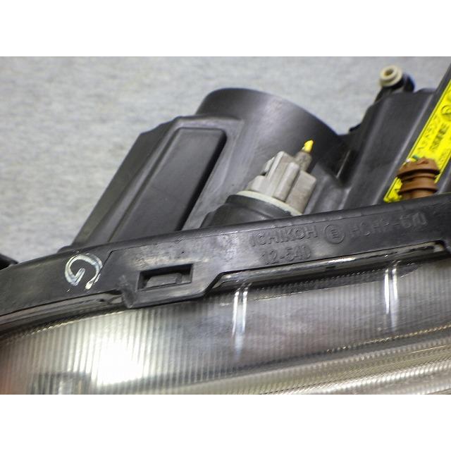 トヨタ（TOYOTA） ルミオン 左ヘッドライト HID ZRE NZE 151/152 後期