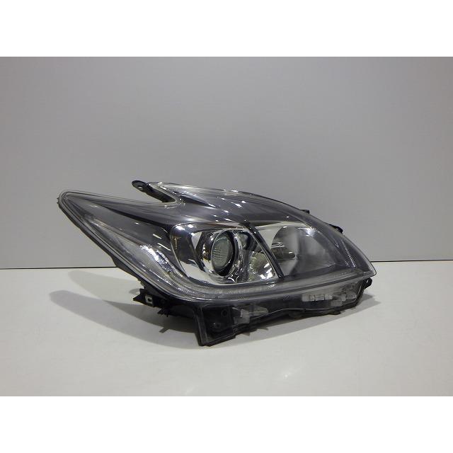 30プリウス ヘッドライトHID 後期　右 プリウス 30プリウス 右ヘッドライト HID ZVW30 後期 47-52 モ 81145