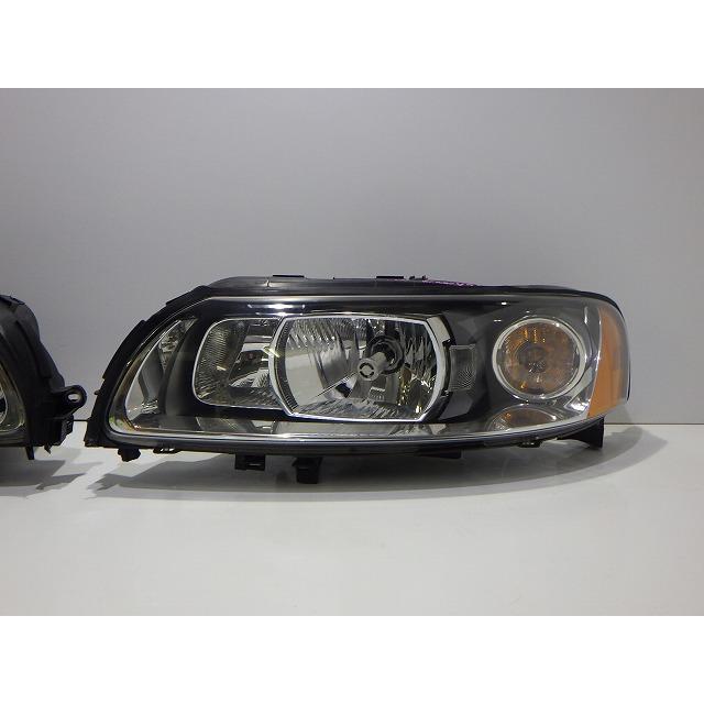 ボルボ（VOLVO） V70 ヘッドライト左右 HID SB5244W 30698854/30698850