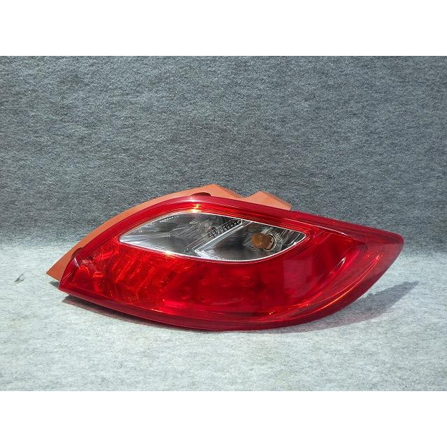 デミオ 右テール DE3FS DF系 前期 P5776 マツダ LED球切れ無 260109220