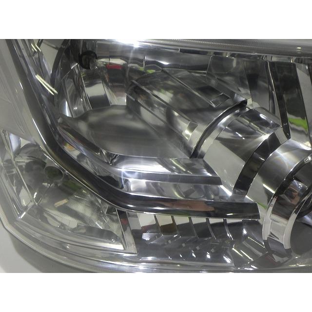 三菱（MITSUBISHI） デリカD5 右ヘッドライト HID CV 前期 100-87918
