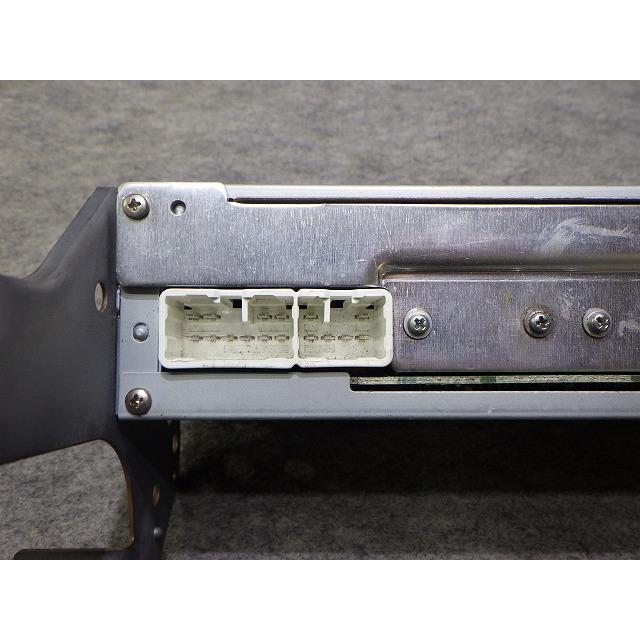 トヨタ（TOYOTA） トヨタ純正 1DIN ラジオ オーディオ 200ミリ 86120