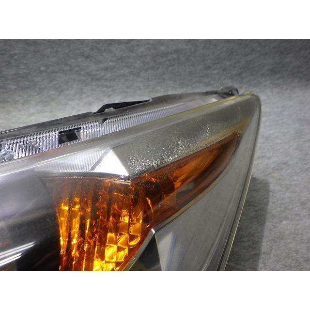 ストリーム ヘッドライト左右 HID RN6/7 前期 100-22652 D 33101-SMA
