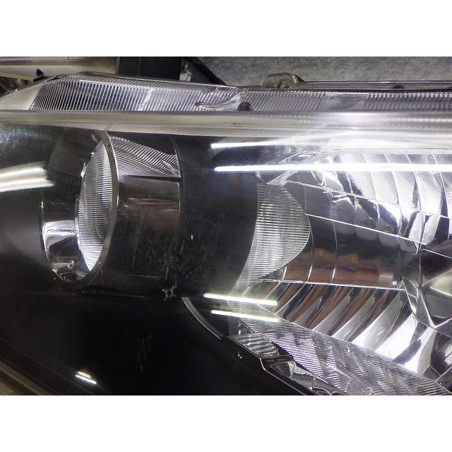 ストリーム ヘッドライト左右 HID RN6/7 前期 100-22652 D 33101-SMA