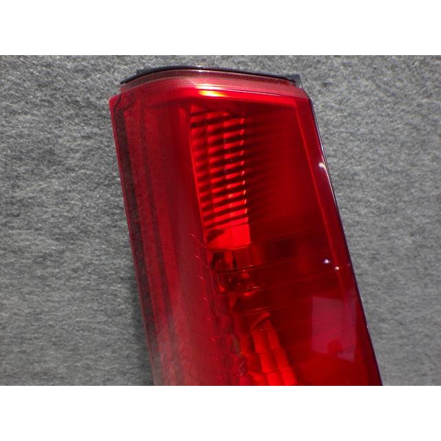 ワゴンR AZワゴン 左テール MH23S 35603-70K0 35650-70K00 スズキ