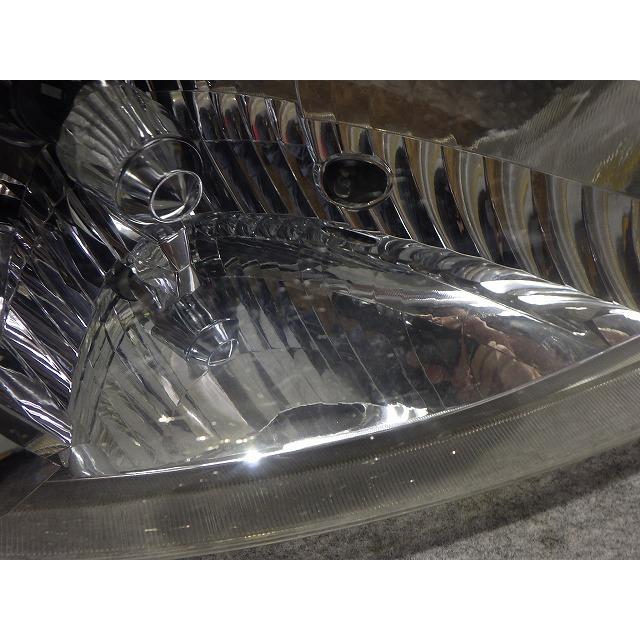 トヨタ（TOYOTA） ポルテ ヘッドライト 左右 HID NNP10/15 後期 52-129