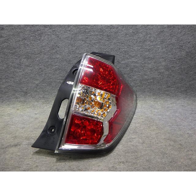フォレスター 右テール SH5 220-20046 SE 84912C140 スバル 260229033