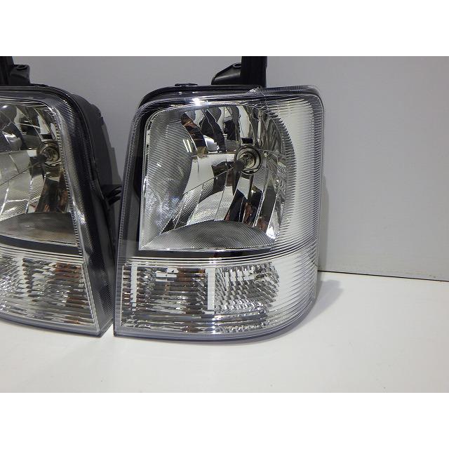 パーツ スズキ DA17V エブリィ右 ヘッドライトハロゲン 35120-64P03