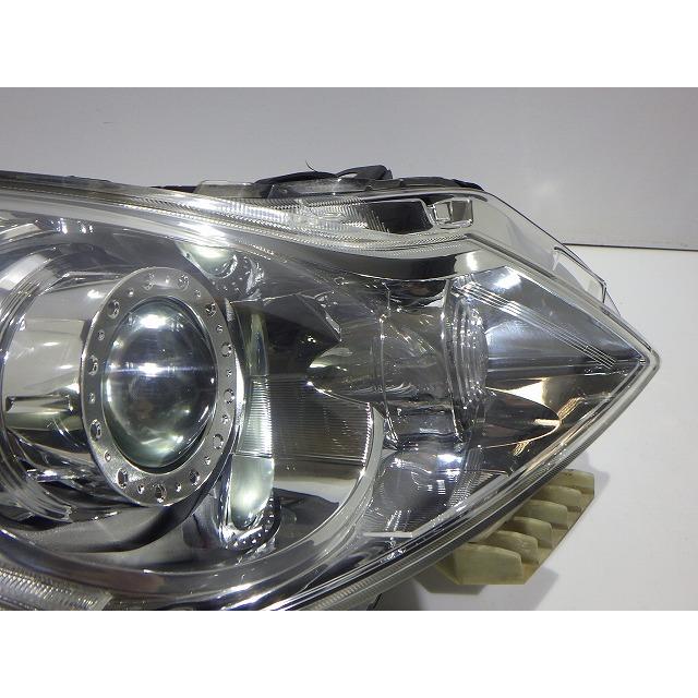 スカイライン（日産） スカイライン 右ヘッドライト HID キセノン V36