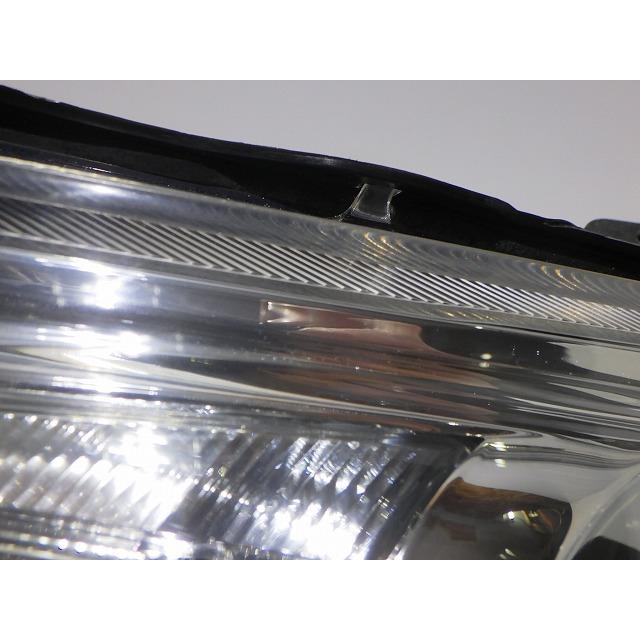 スカイライン（日産） スカイライン 右ヘッドライト HID キセノン V36